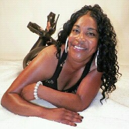 Regina Smith Photo 43