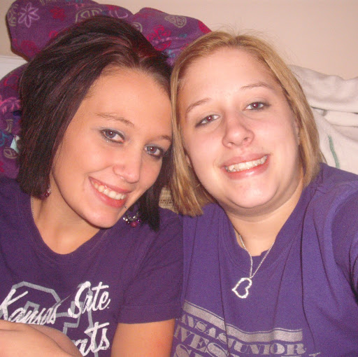 Kayla Leonard Photo 23