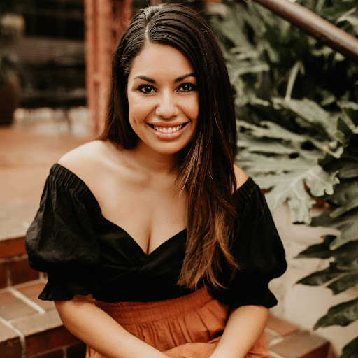 Andrea Martinez Photo 9
