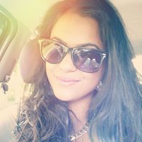 Deborah Oliveira Photo 26