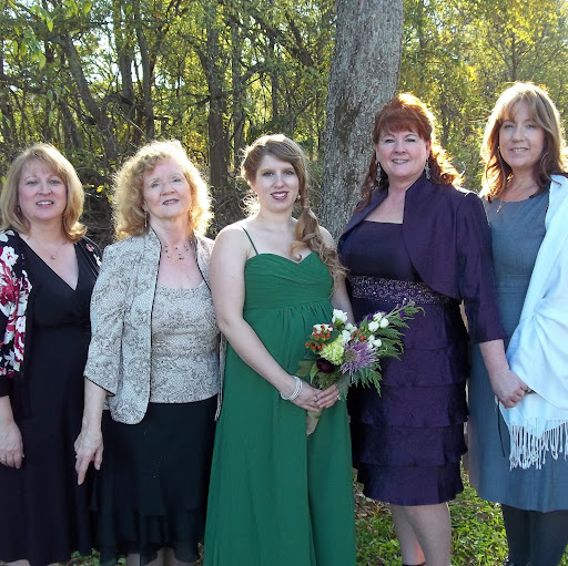 Dorothy Roberts Photo 13