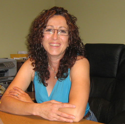 Renee Harrison Photo 36