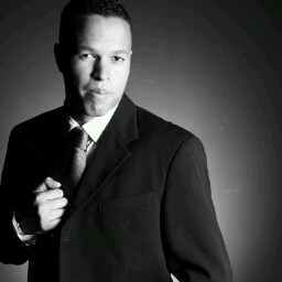 Willian Almeida Photo 12