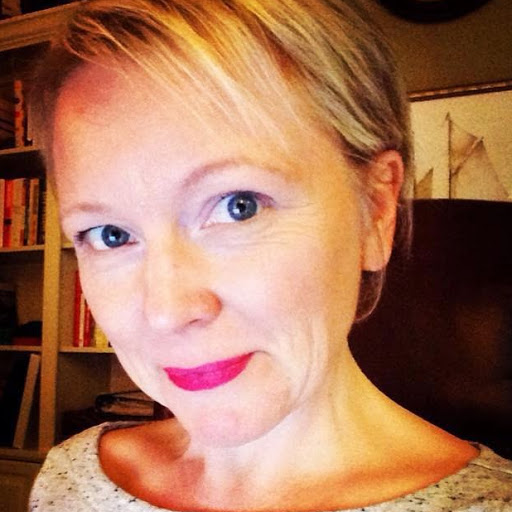 Julia Wilcox Photo 22