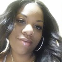 Adrianne Allen Photo 20