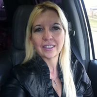 Laurie Cardoza Photo 9