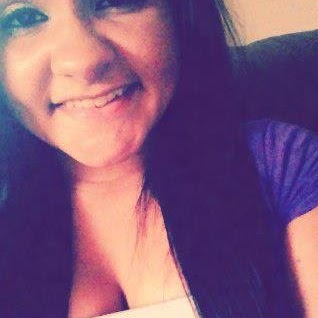 Julia Quinones Photo 29