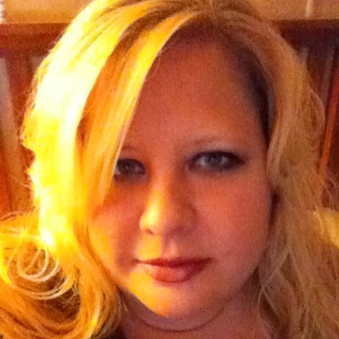Kim Kenney Photo 17