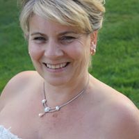 Alison Bates Photo 18