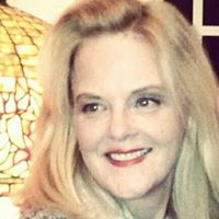 Suzanne Spencer Photo 26