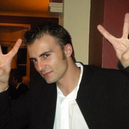 Paul Lyon Photo 37