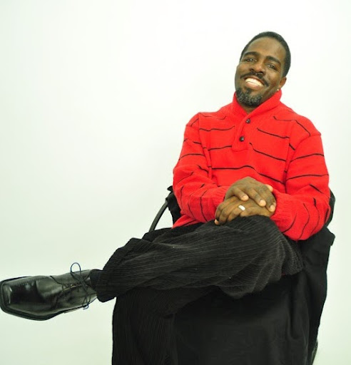Maurice Miller Photo 37