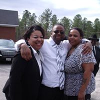 Dominic Roberson Photo 1