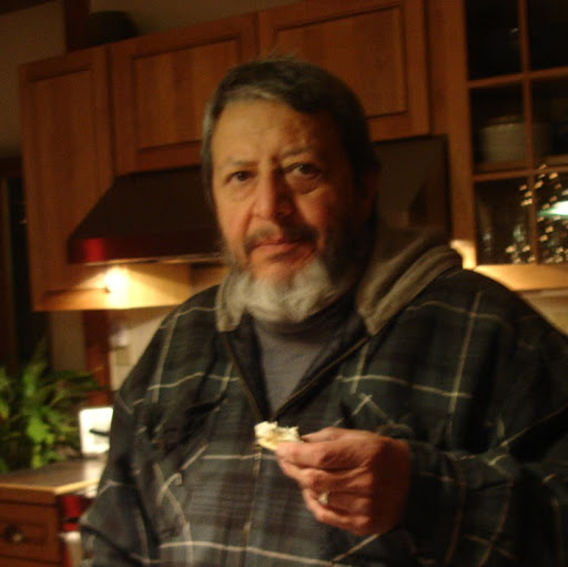Manuel Castillo Photo 9