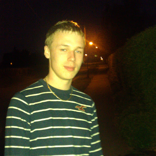 Louis Cook Photo 12