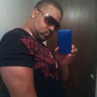 Derrick Reid Photo 8