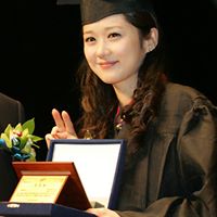 Thuy Ho Photo 29