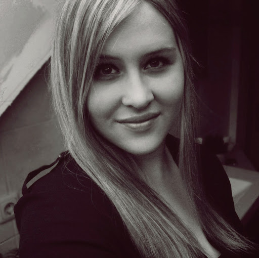 Michelle Richter Photo 44
