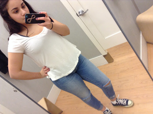 Ashley Martinez Photo 25