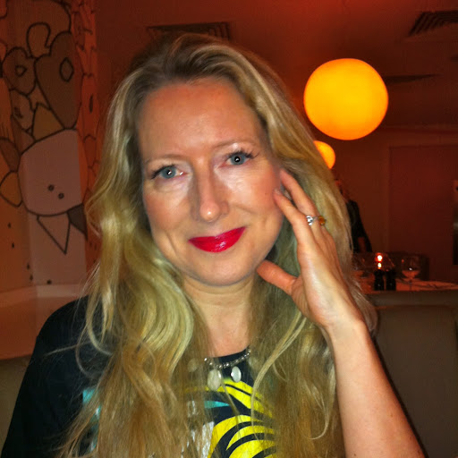 Laura Tennant Photo 28