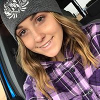 Caroline Adams Photo 30