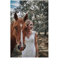 Jessica Bledsoe Photo 35
