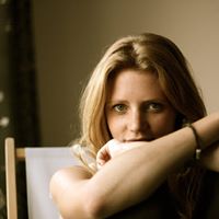 Anna Schulte Photo 15