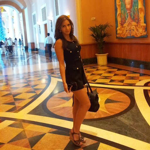 Maria Elias Photo 8