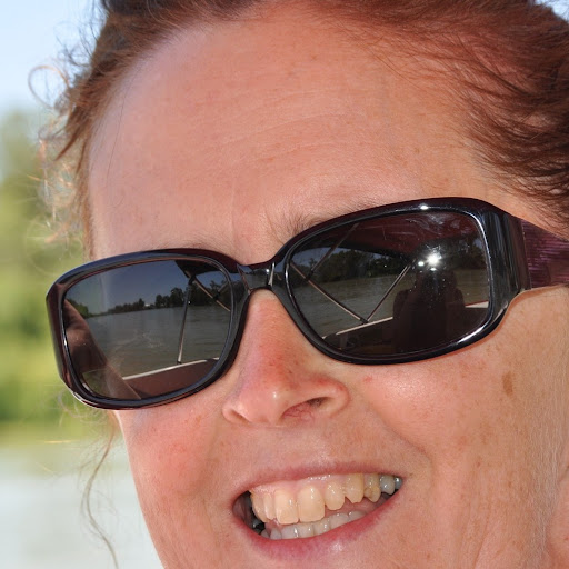 Sue Lindsay Photo 29