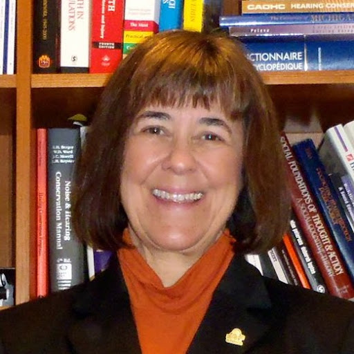Madeleine Kerr Photo 6