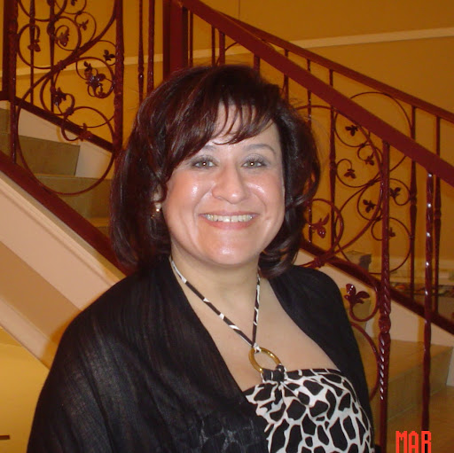 Elizabeth Ortega Photo 8