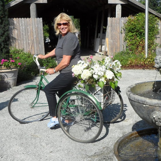 Jan Olson Photo 16