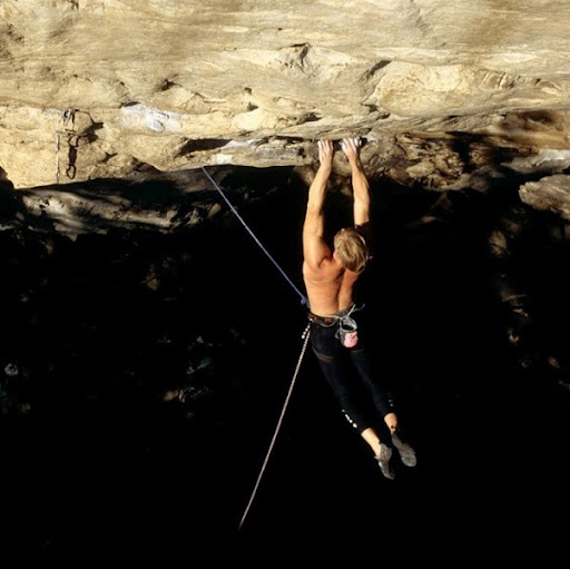 Manuel Rivas Photo 45