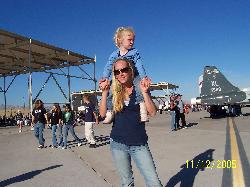 Kelly Montgomery Photo 21