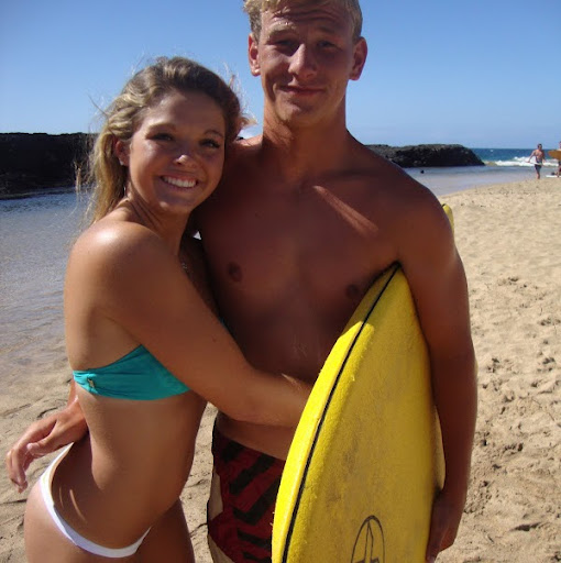 Chelsea Hanson Photo 17