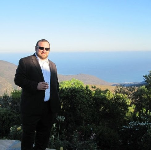 Elliot Simon Photo 25