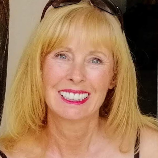 Lynn Pierce Photo 38