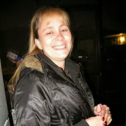 Traci Snyder Photo 33