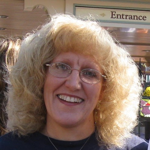 Carol Avery Photo 27