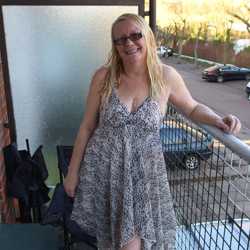 Jenny Searle Photo 12