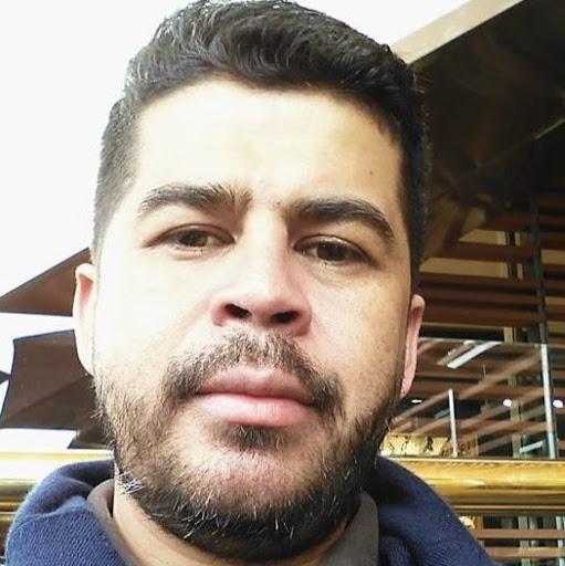 Javier Suarez Photo 25