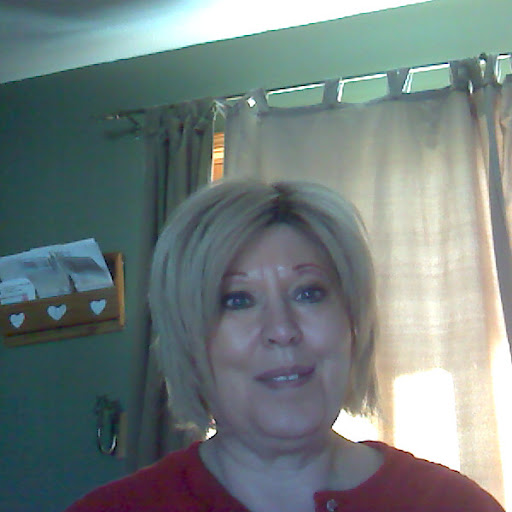 Gloria Allen Photo 9