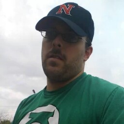 Dustin Perry Photo 10