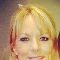 Kerri Hamilton Photo 9