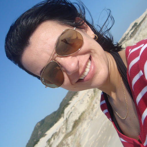 Vanessa Schmit Photo 2
