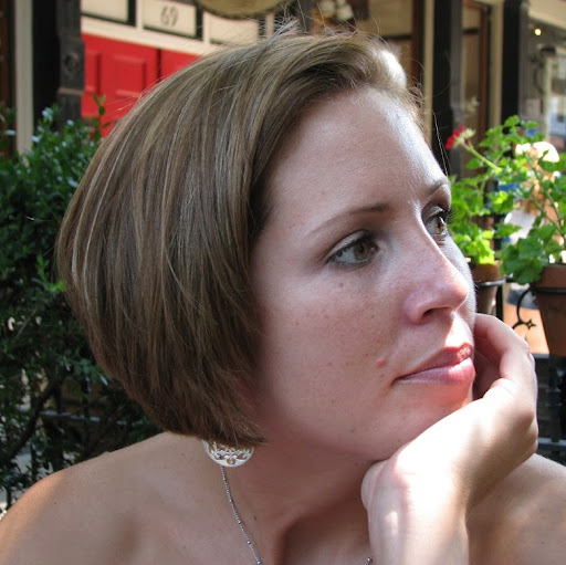 Jennifer Foy Photo 6