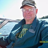 Robert Lind Photo 15