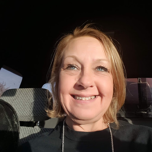 Sharon Roberts Photo 17