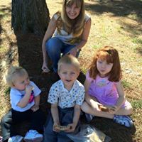 Julie Hutchison Photo 22