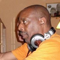 Dwight Moore Photo 35